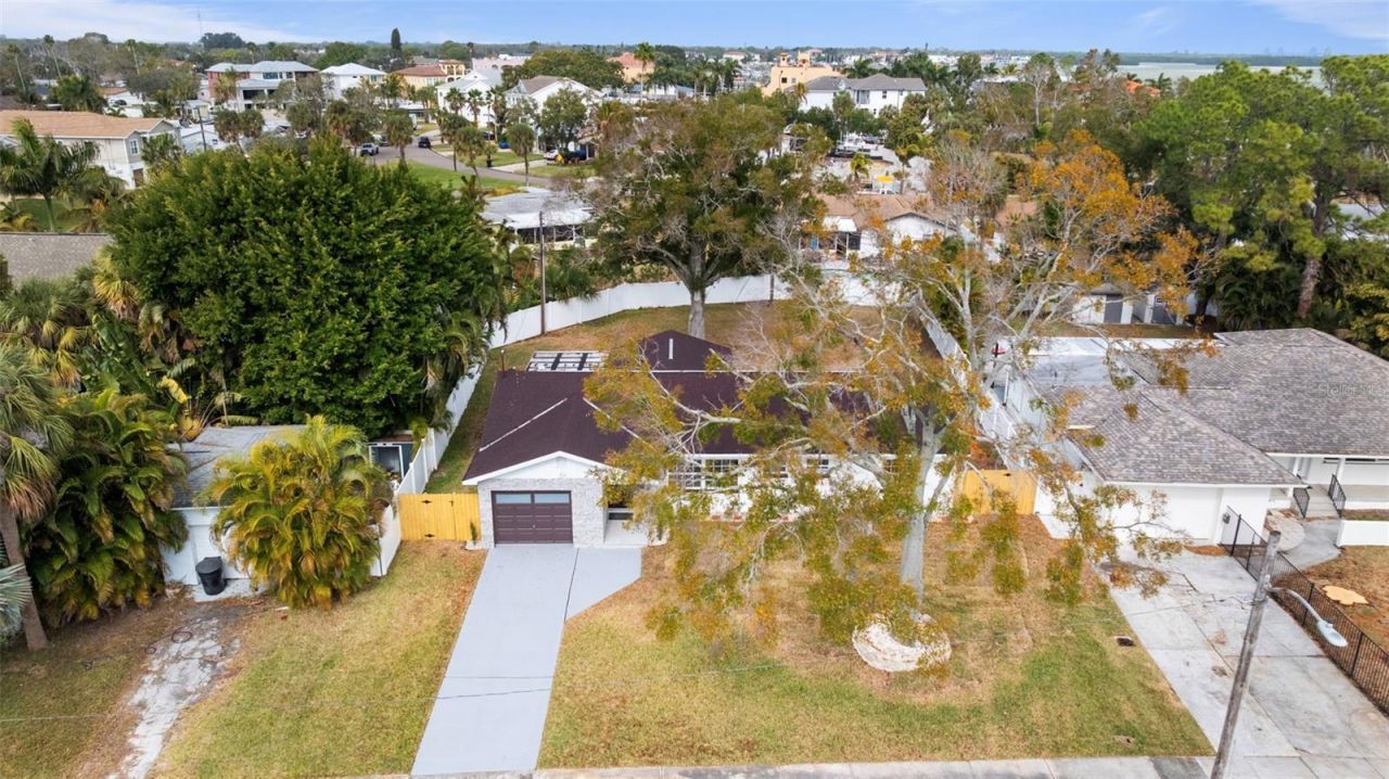 1817 Oregon Avenue Ne, Saint Petersburg, FL 33703 Photo