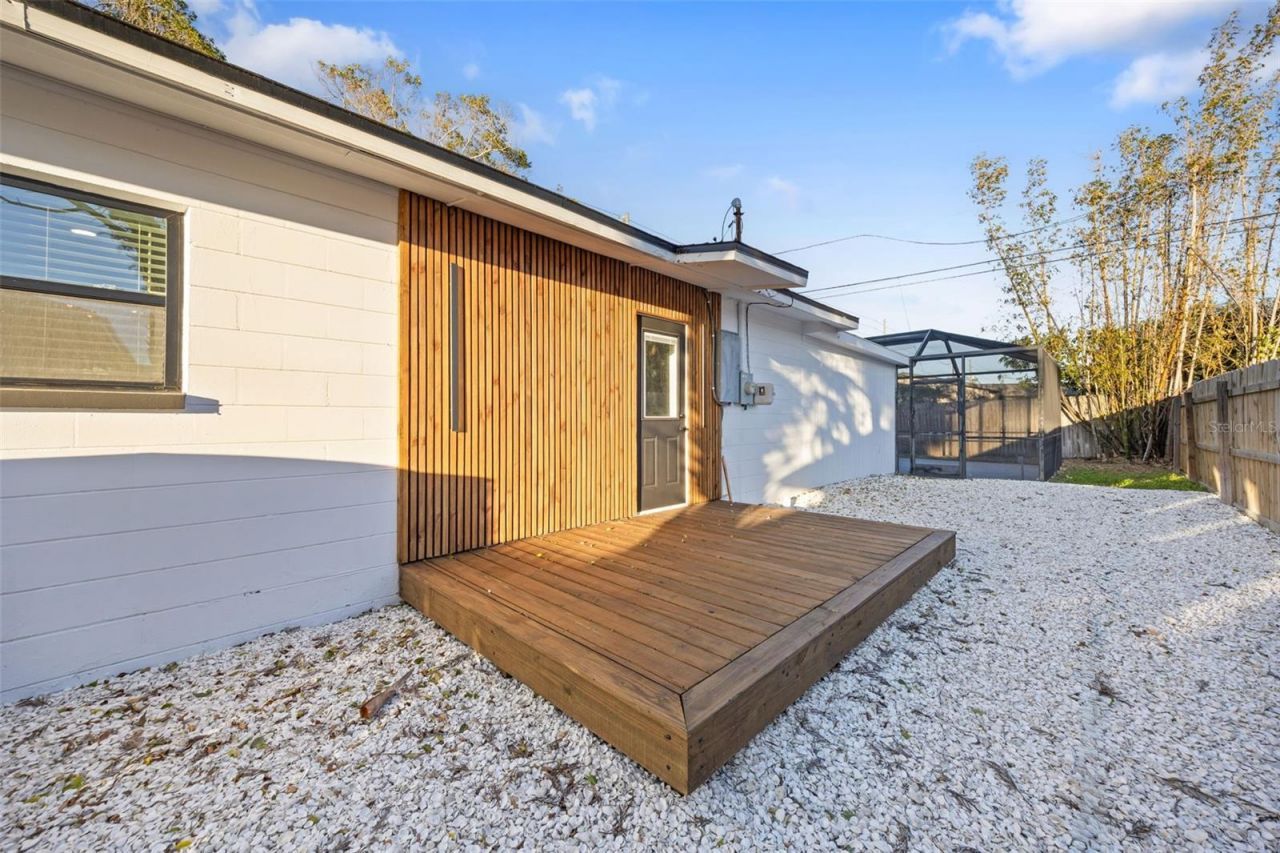 1600 Connecticut Avenue Ne, Saint Petersburg, FL 33703 Photo