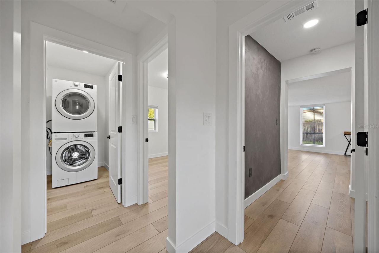 1600 Connecticut Avenue Ne, Saint Petersburg, FL 33703 Photo