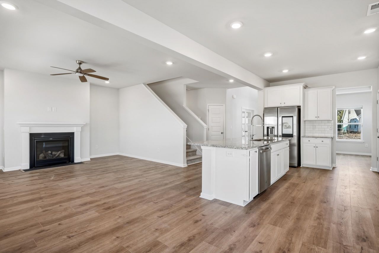 5724 Whitebark Dr. Photo 12