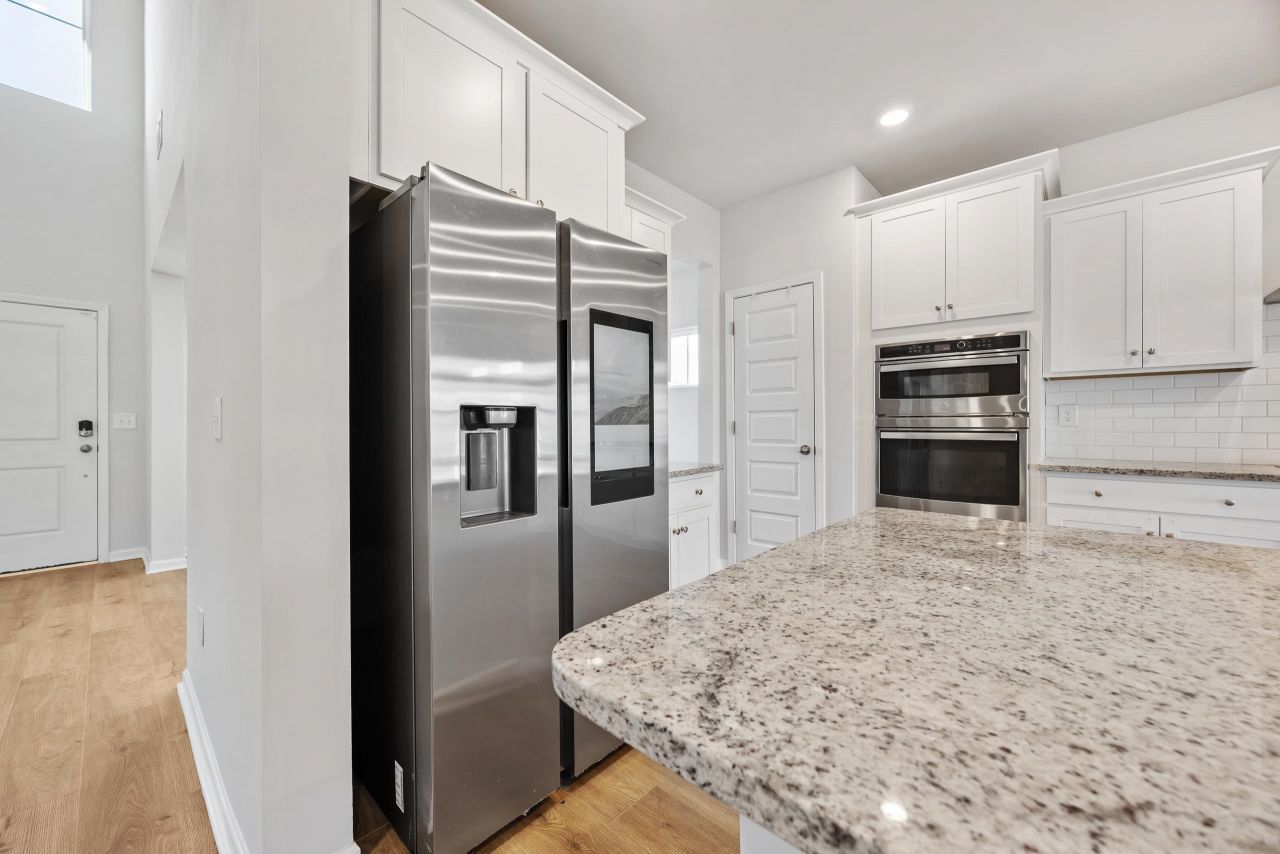 5724 Whitebark Dr. Photo 18