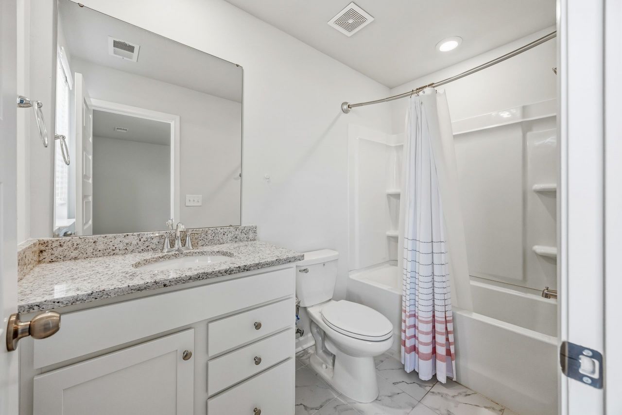 5724 Whitebark Dr. Photo 32