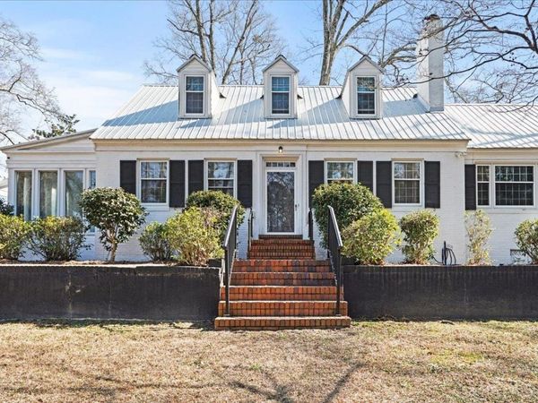 607 Third St., Cheraw, SC 29520