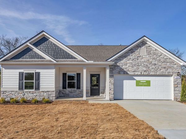 589 Nightengale Ridge Dr, Columbia, TN 38401