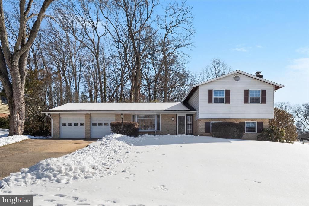 5105 Holden Street, Fairfax, VA 22032 Main Photo