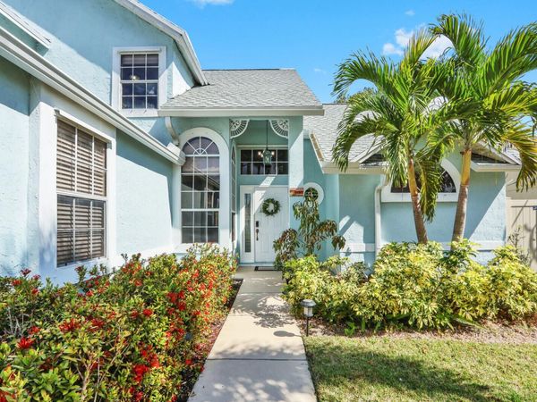 1575 Windship Circle, Wellington, FL 33414