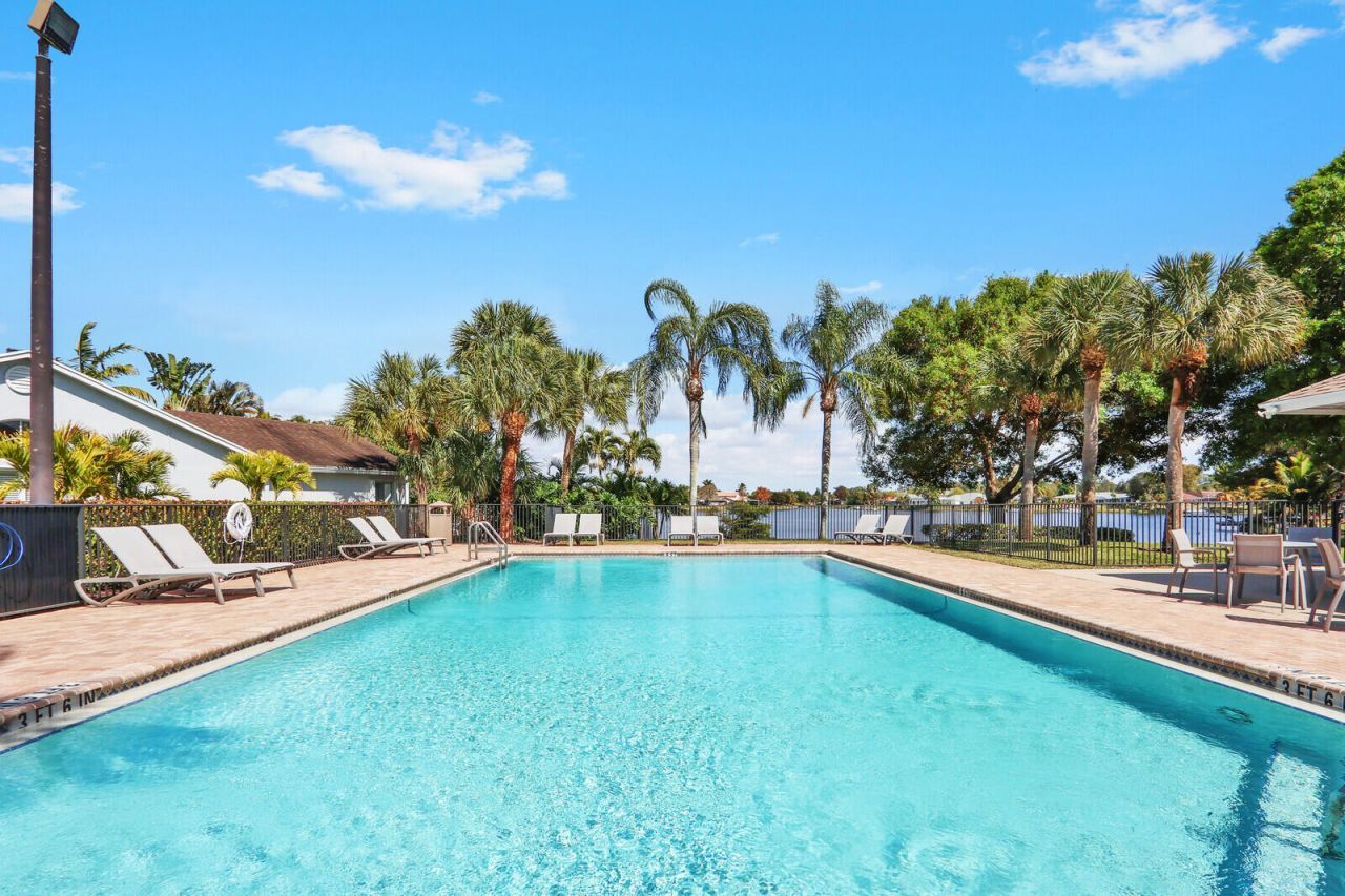 1575 Windship Circle, Wellington, FL 33414 Photo