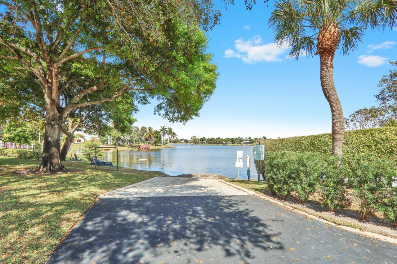 1575 Windship Circle, Wellington, FL 33414 Photo