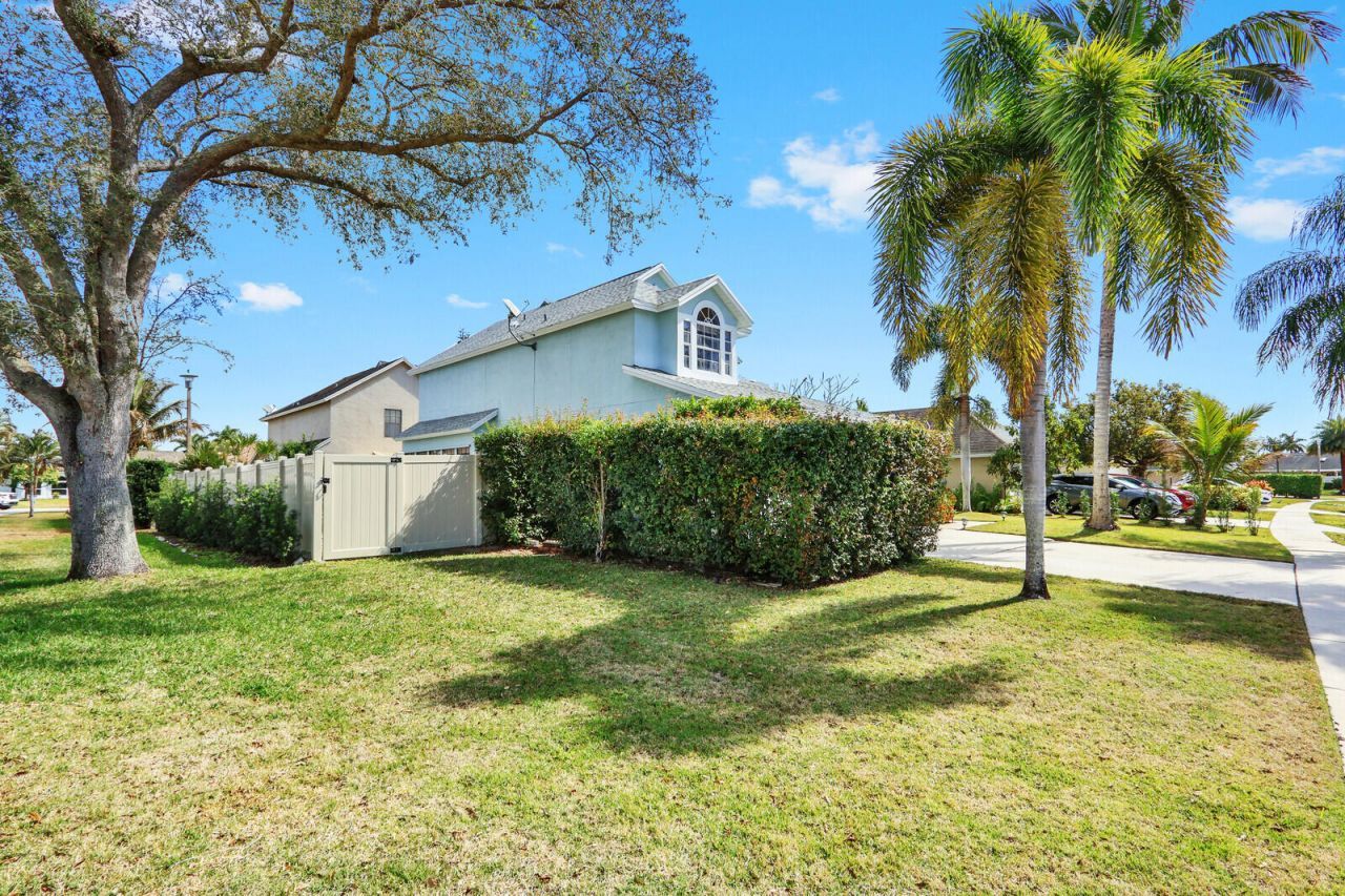 1575 Windship Circle, Wellington, FL 33414 Photo