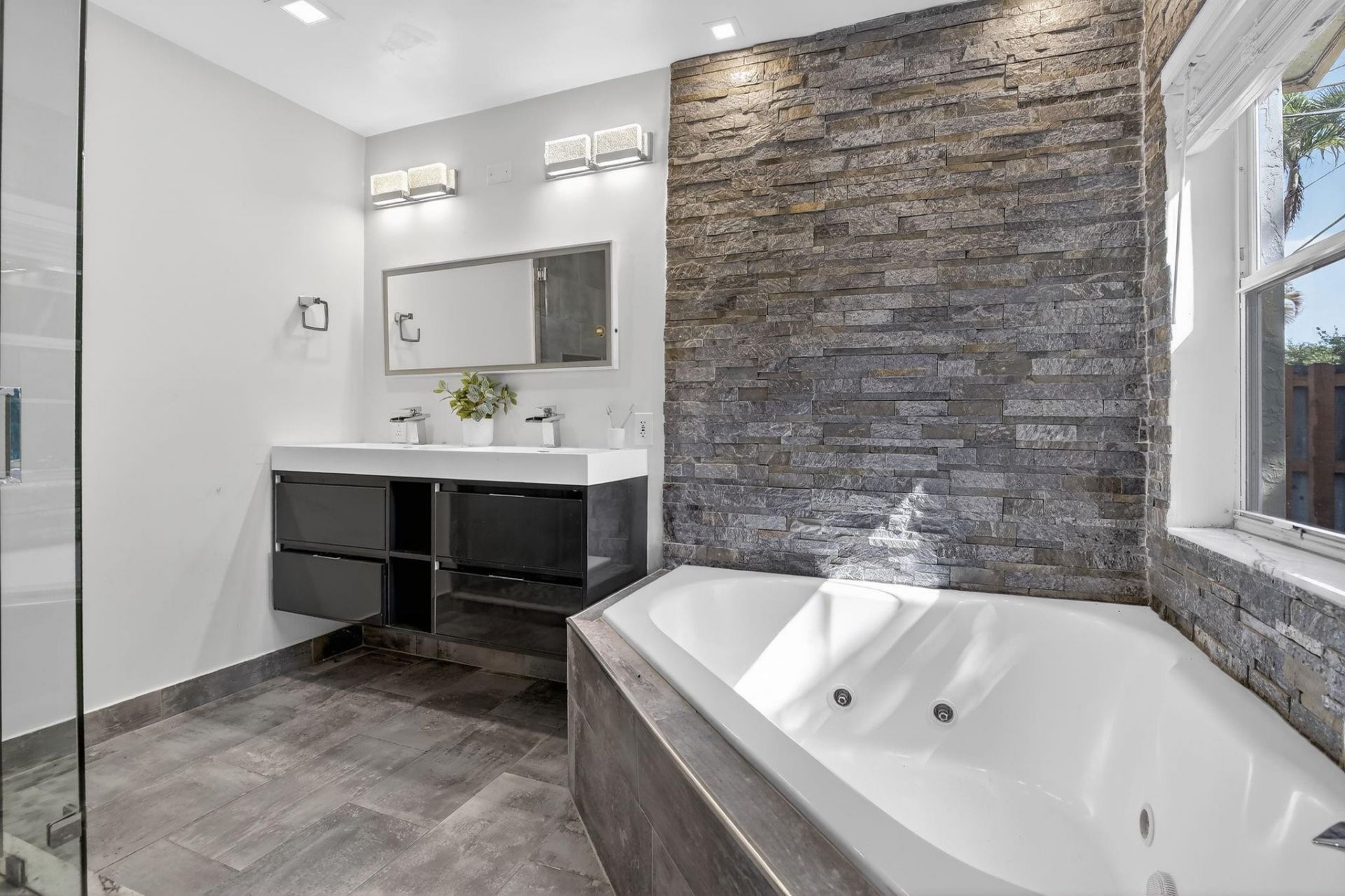 2808 NE 22nd Street, Fort Lauderdale, FL 33305 Photo