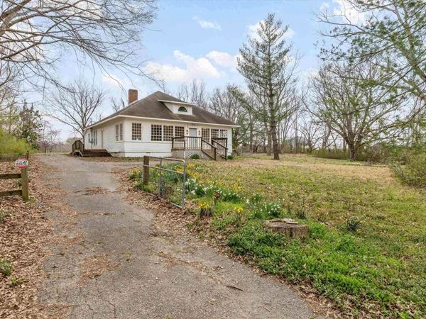 8457 KERRVILLE-ROSEMARK RD, Millington, TN 38053