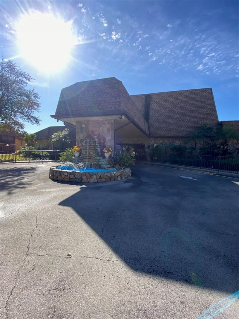 201 Berkley Rd, Unit 105, Hollywood, FL 33024 Photo