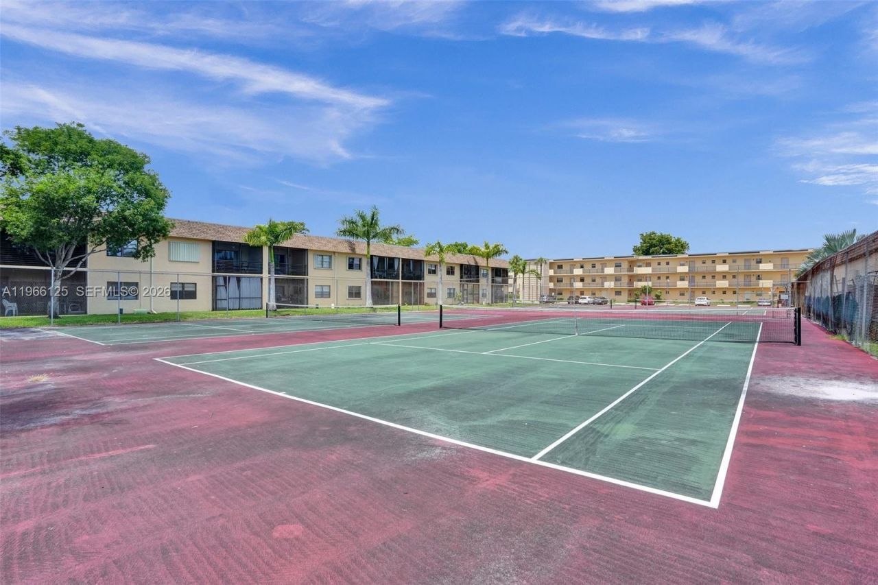 201 Berkley Rd, Unit 105, Hollywood, FL 33024 Photo