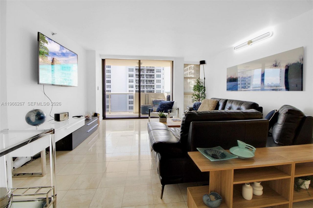 5757 Collins Ave , Unit 1003, Miami Beach, FL 33140 Photo
