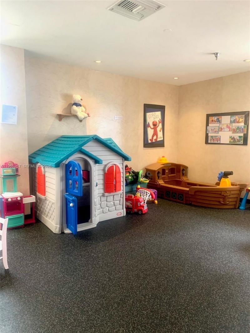 5757 Collins Ave , Unit 1003, Miami Beach, FL 33140 Photo