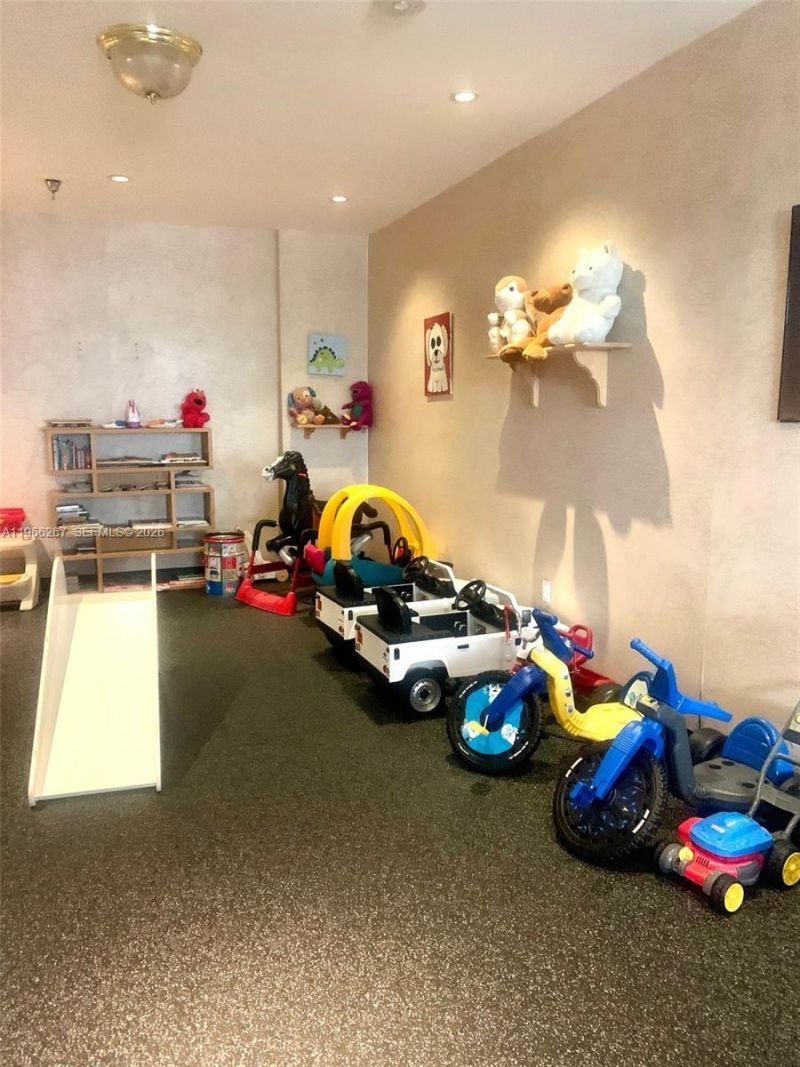 5757 Collins Ave , Unit 1003, Miami Beach, FL 33140 Photo