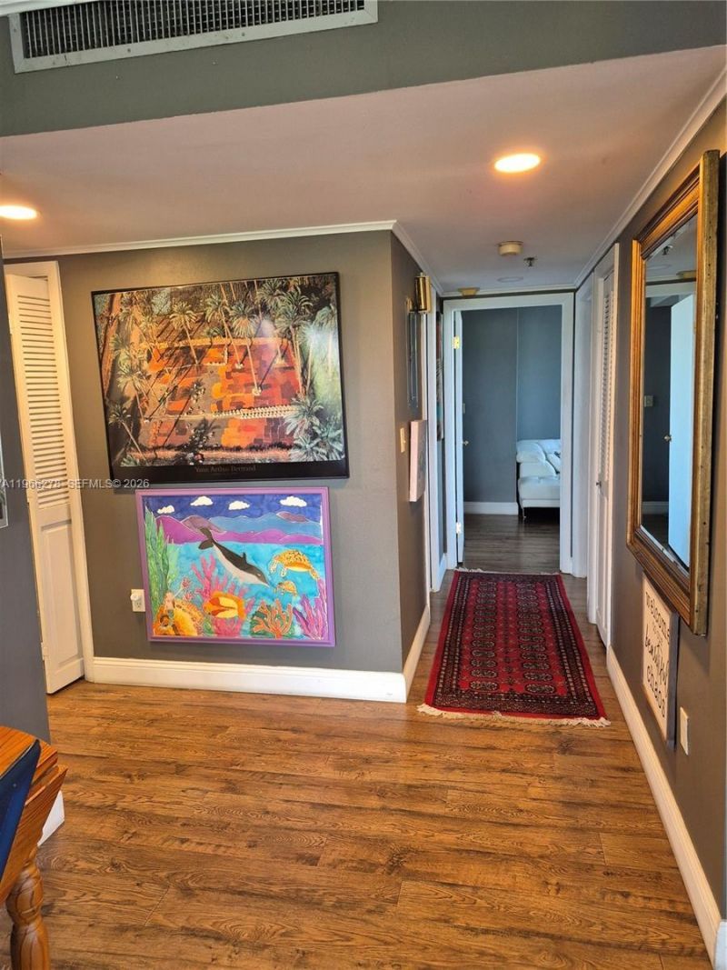 4001 Hillcrest Dr, Unit 416, Hollywood, FL 33021 Photo