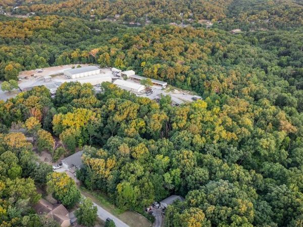 11 Oak Knoll Lane, Bella Vista, AR 72715