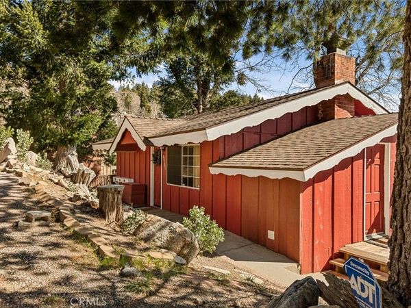 30509 Live Oak, Running Springs, CA 92382