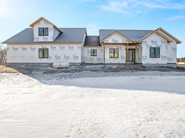 638 Norman Drive, Kindred, ND 58051