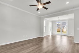 805 Abbey Gardens Lane photo 4