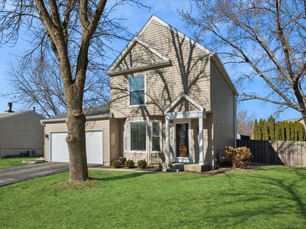 1137 Crimson Court, Naperville, IL 60564