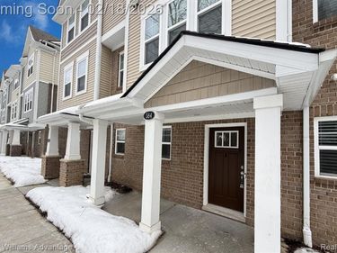 584 Anne Avenue, Brighton, MI 48116