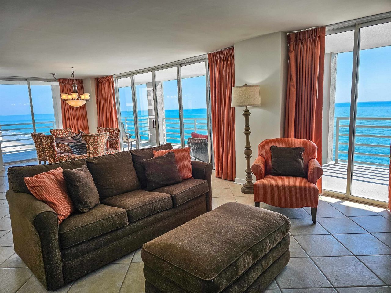 9840 Queensway Blvd. Photo 10