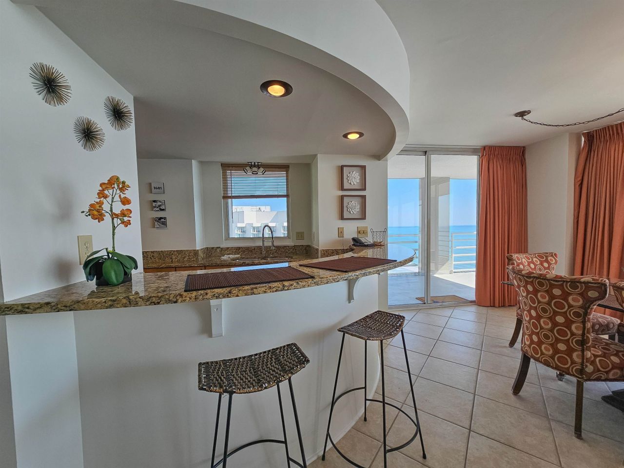 9840 Queensway Blvd. Photo 14