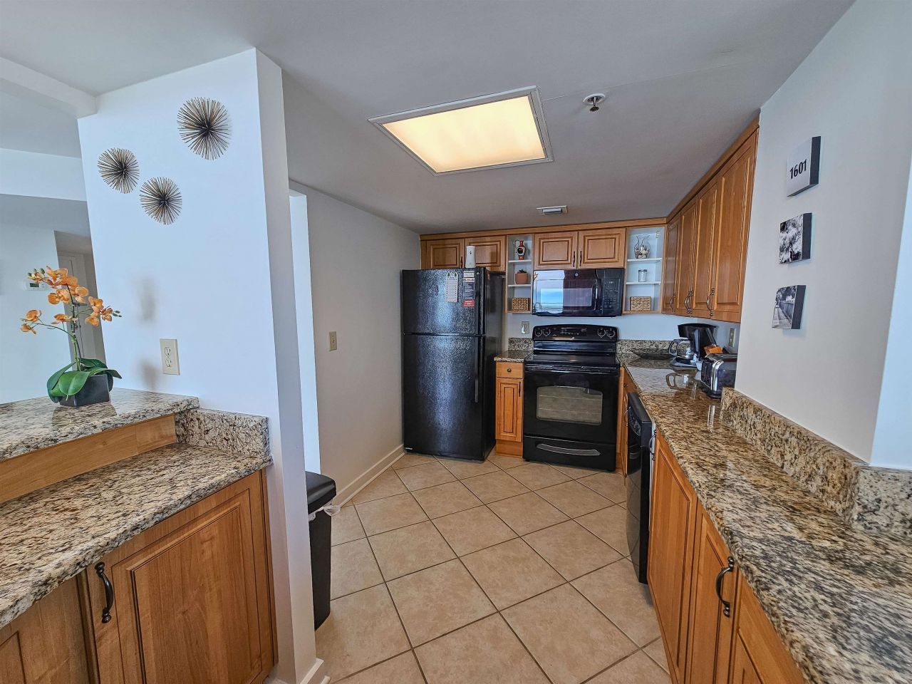 9840 Queensway Blvd. Photo 16