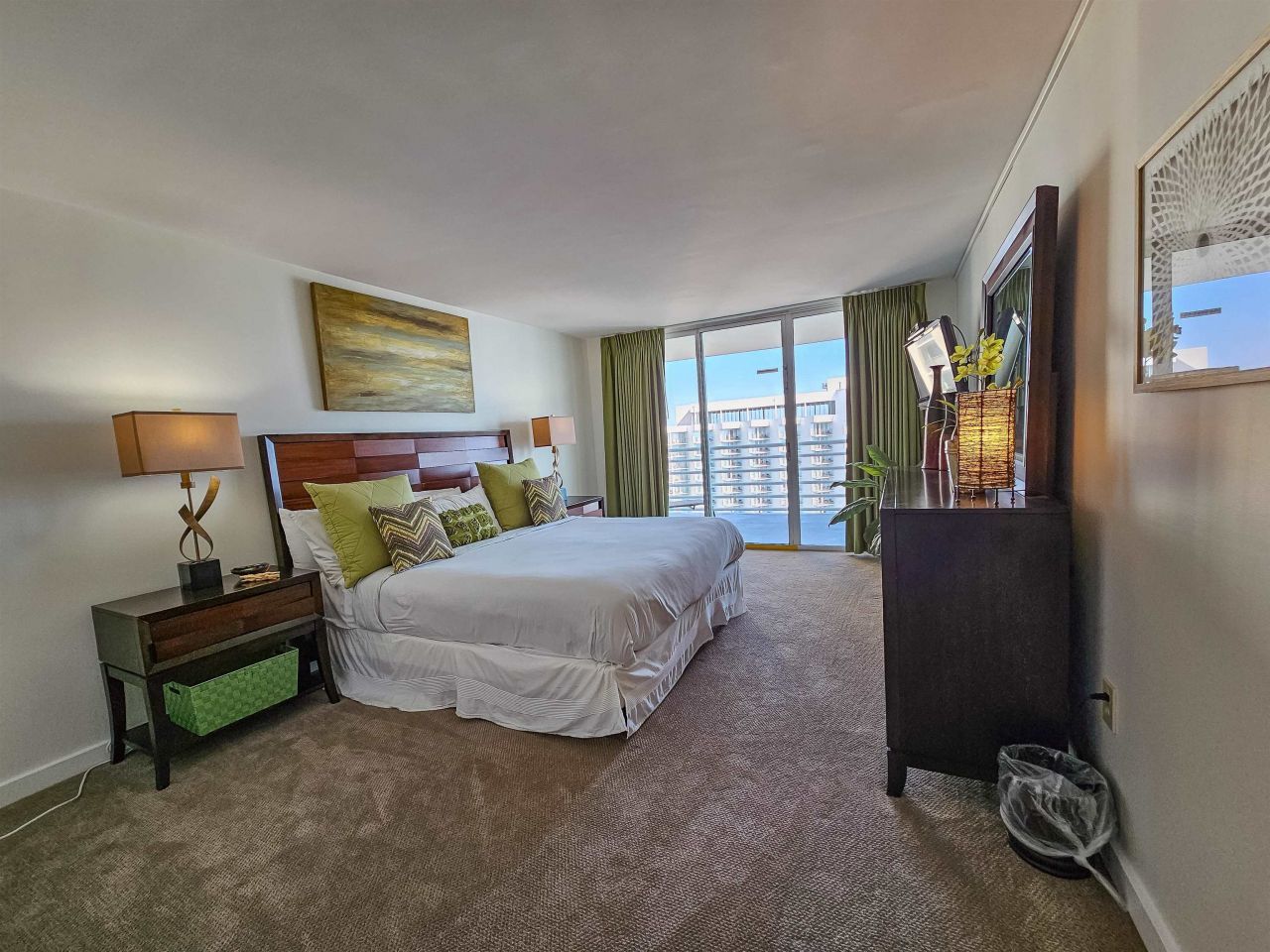 9840 Queensway Blvd. Photo 28