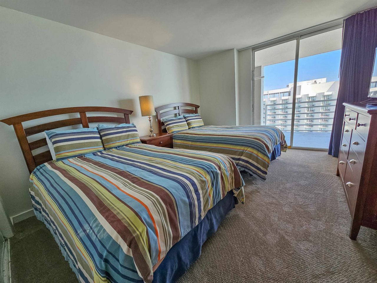 9840 Queensway Blvd. Photo 32