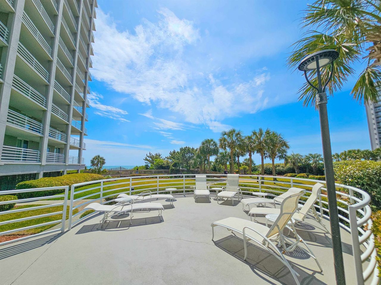 9840 Queensway Blvd. Photo 42