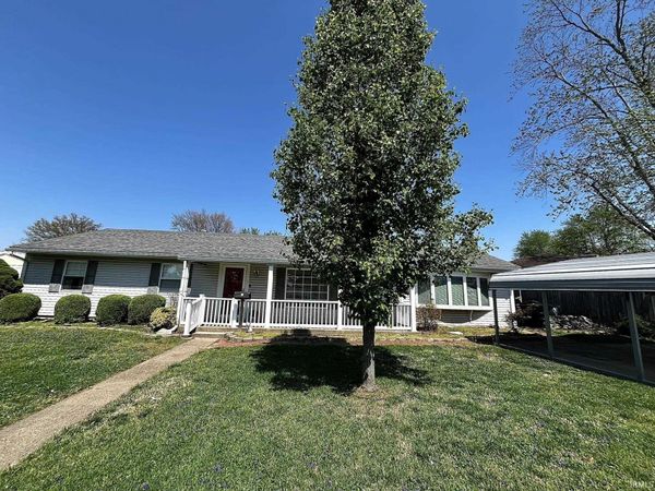 221 Fairway Drive, Evansville, IN 47710