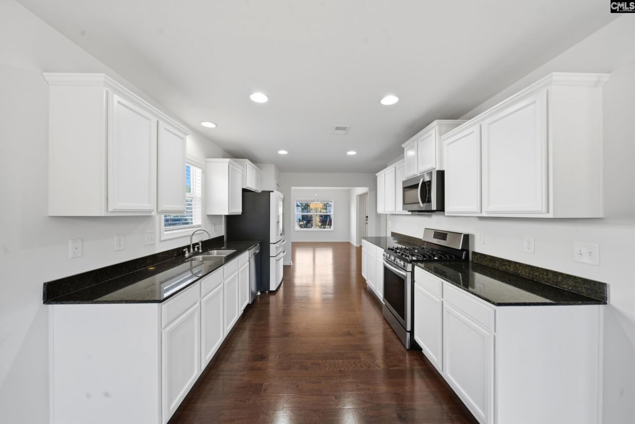 227 Turnfield Drive  Photo 8