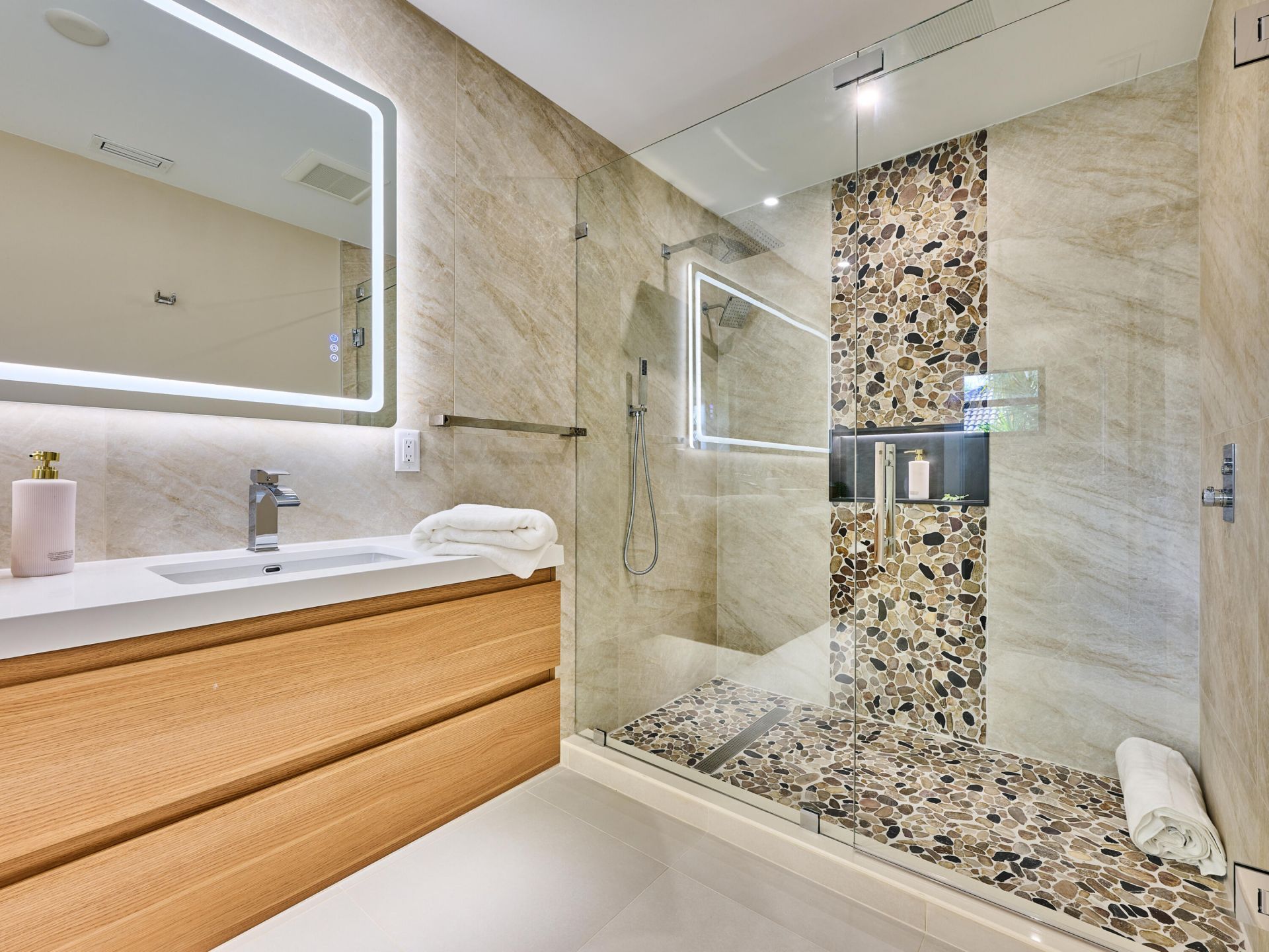 1170 Fairview Lane, Singer Island, FL 33404 Photo