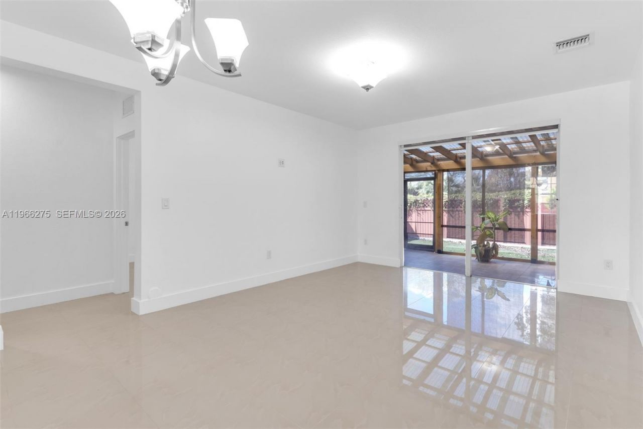 30 SE 6th Rd, Homestead, FL 33030 Photo