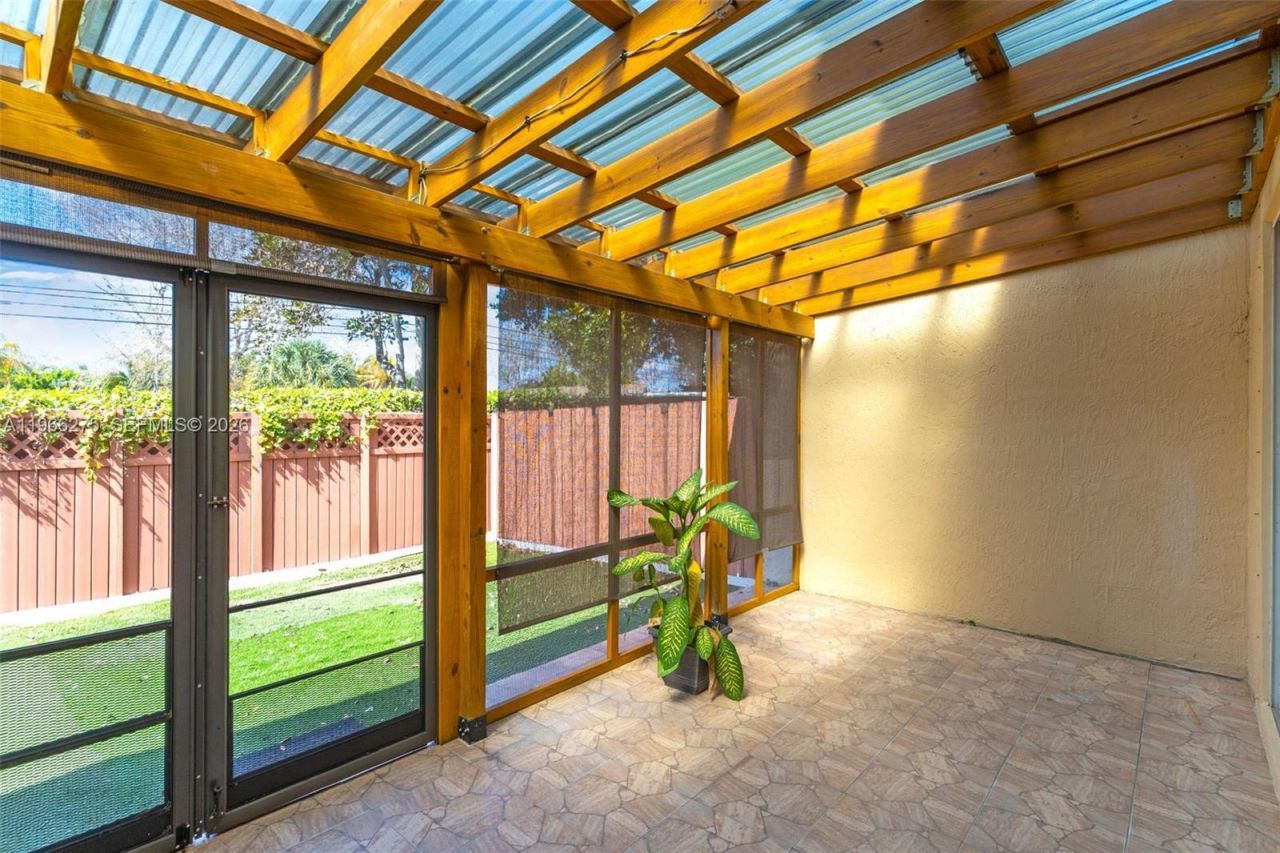 30 SE 6th Rd, Homestead, FL 33030 Photo