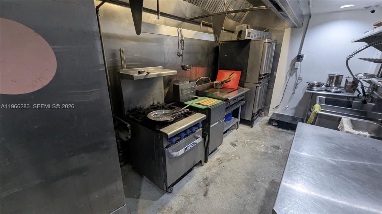 1020 71st St , Unit R-106, Miami Beach, FL 33141 Photo