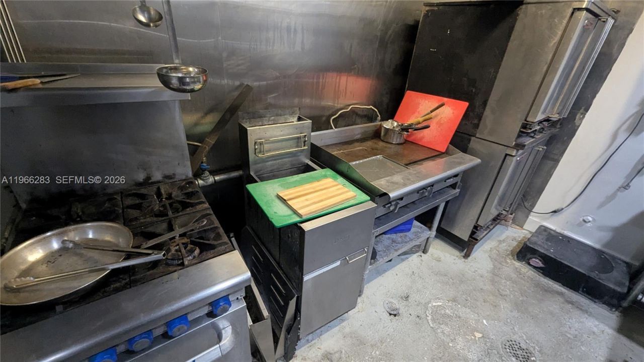 1020 71st St , Unit R-106, Miami Beach, FL 33141 Photo