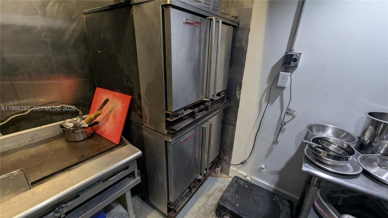 1020 71st St , Unit R-106, Miami Beach, FL 33141 Photo