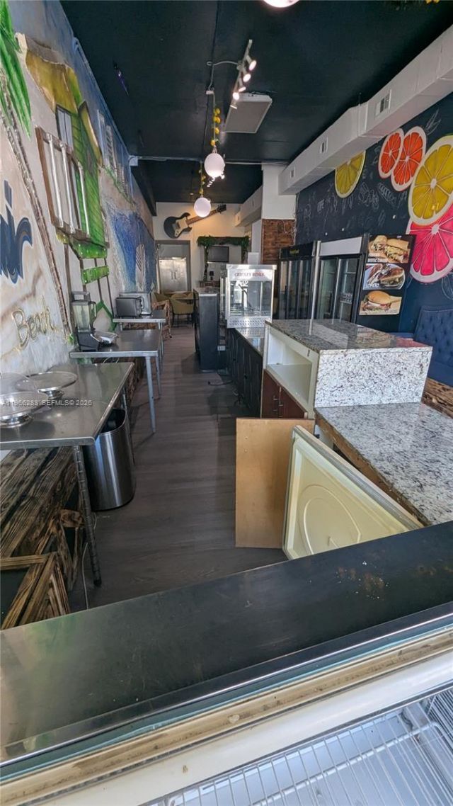 1020 71st St , Unit R-106, Miami Beach, FL 33141 Photo