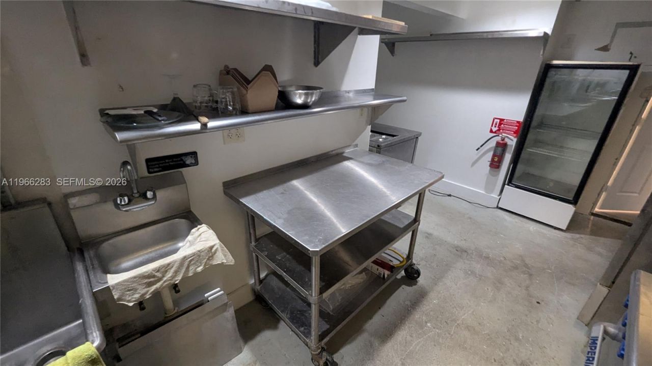 1020 71st St , Unit R-106, Miami Beach, FL 33141 Photo