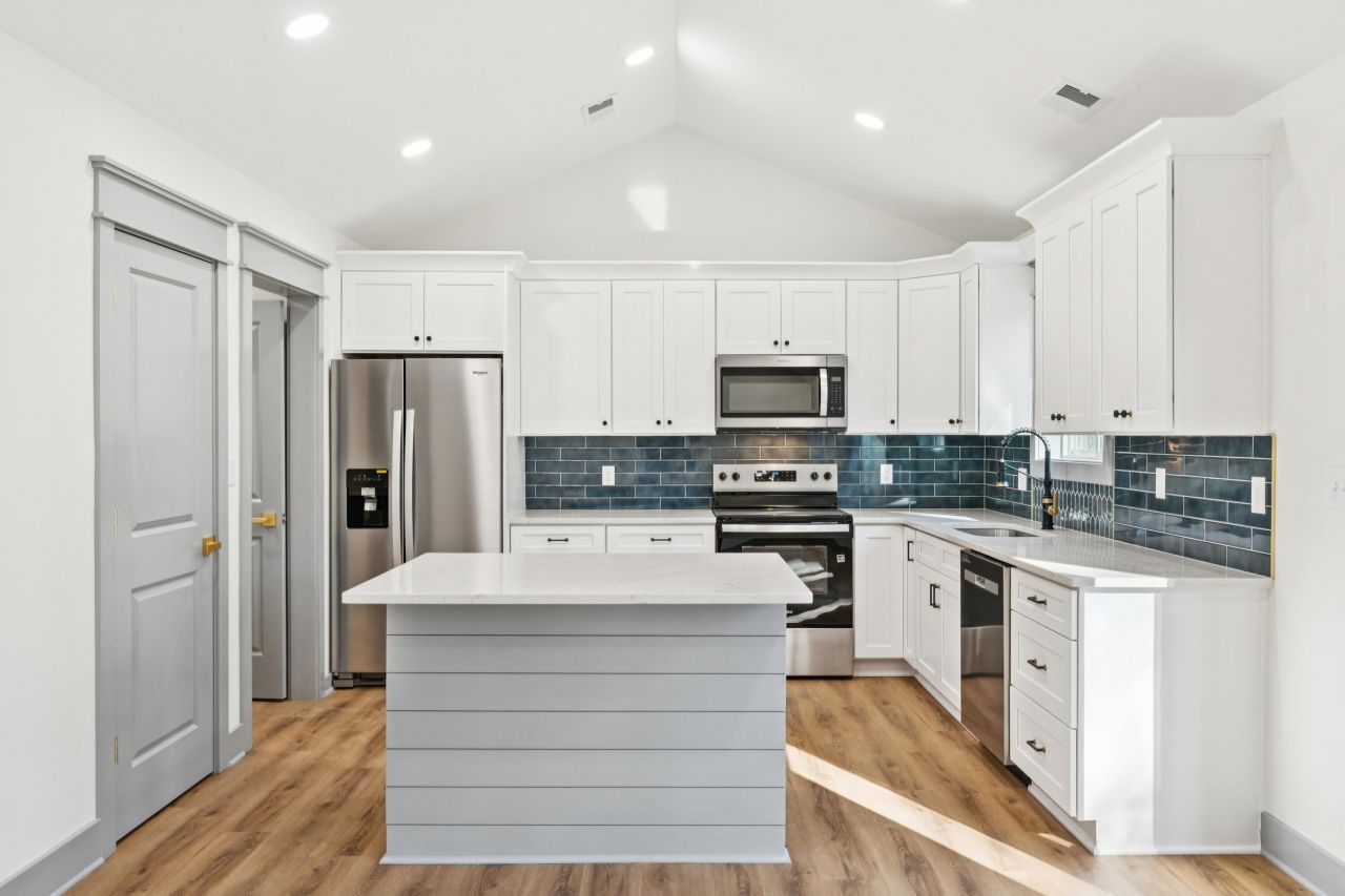 1011 Golf Course Parkway Photo 11