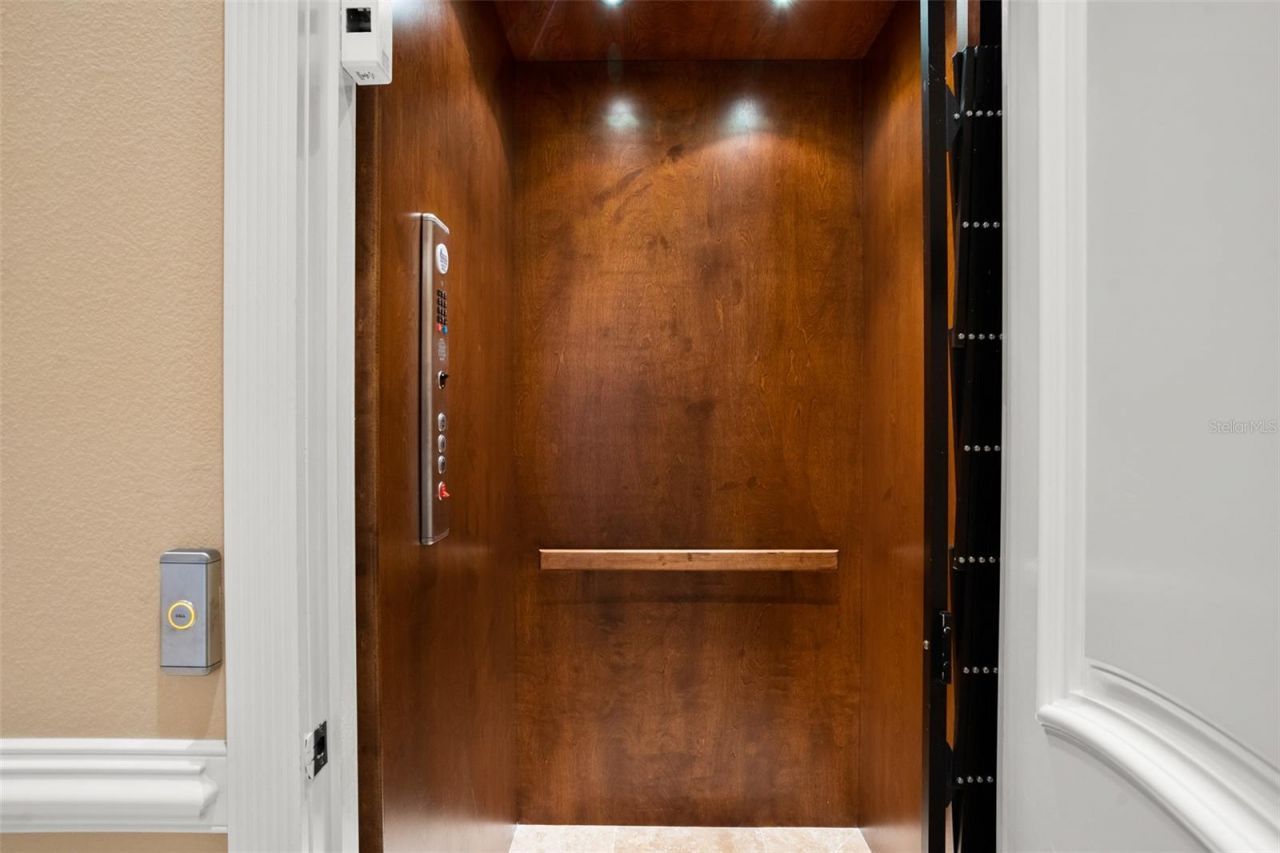 5745 Emerington Crescent, Orlando, FL 32819 Photo