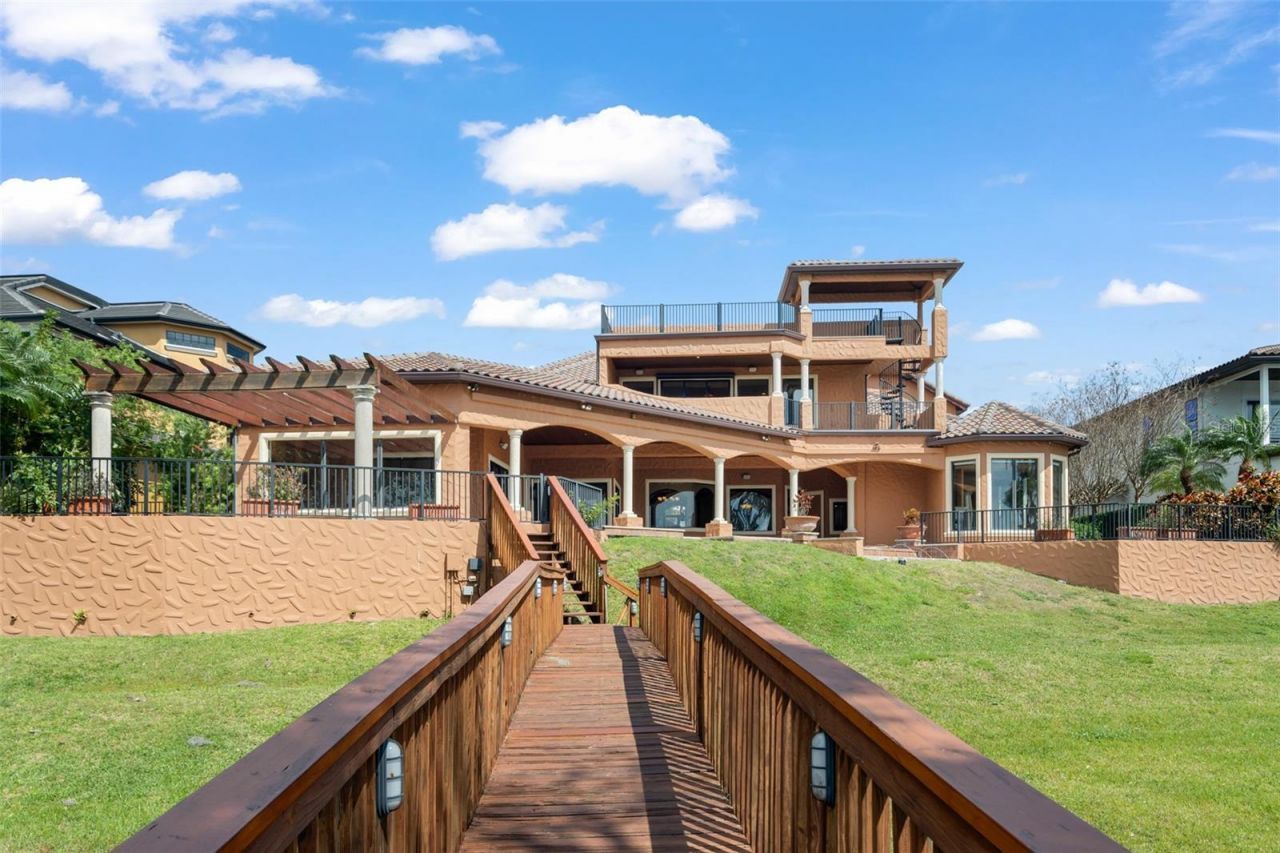 5745 Emerington Crescent, Orlando, FL 32819 Photo