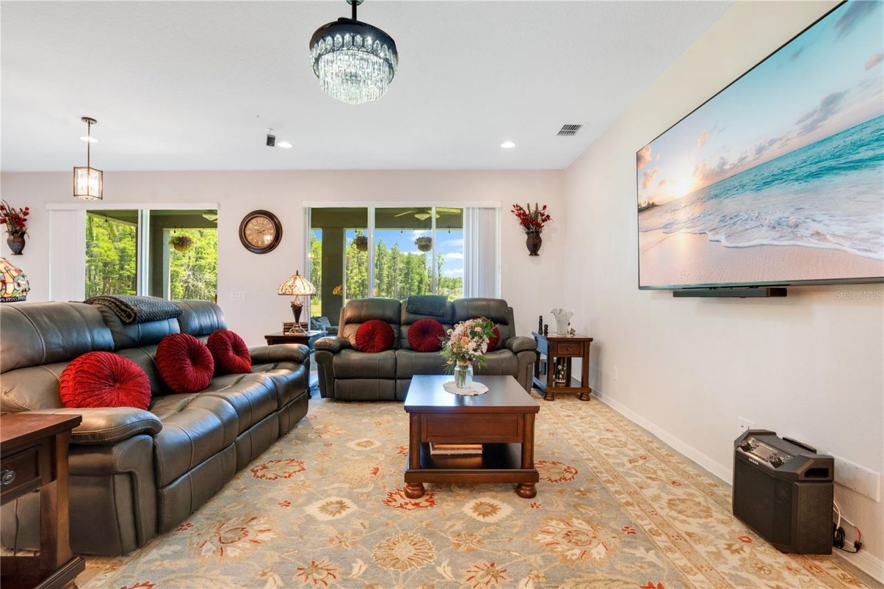 19335 Eagle Creek Lane, Tampa, FL 33647 Photo