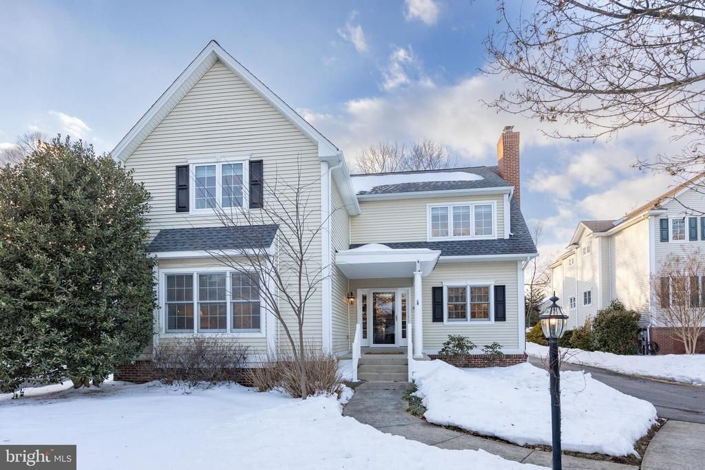 956 Pinehurst Drive, Chester Springs, PA 19425 Main Photo