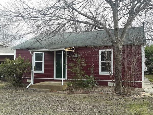 104 Boze Street, Waxahachie, TX 75165