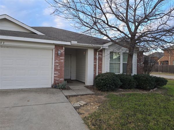 253 Pine Crest Drive, Justin, TX 76247